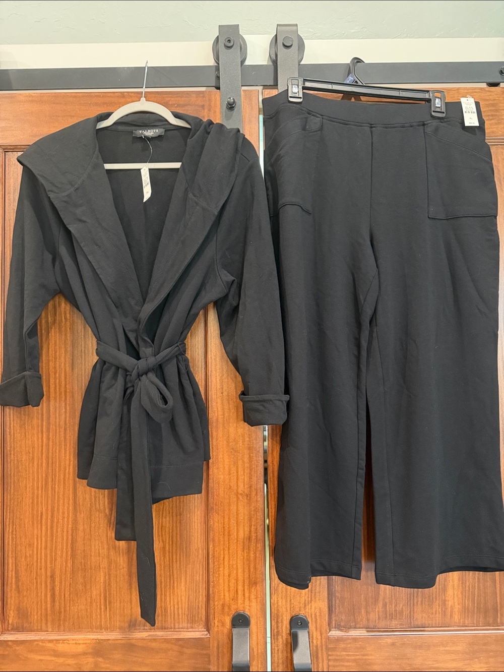 NWTTalbots Black Wide-Leg Pants (PL) with Matching Tie-Waist Hooded Jacket (PXL)